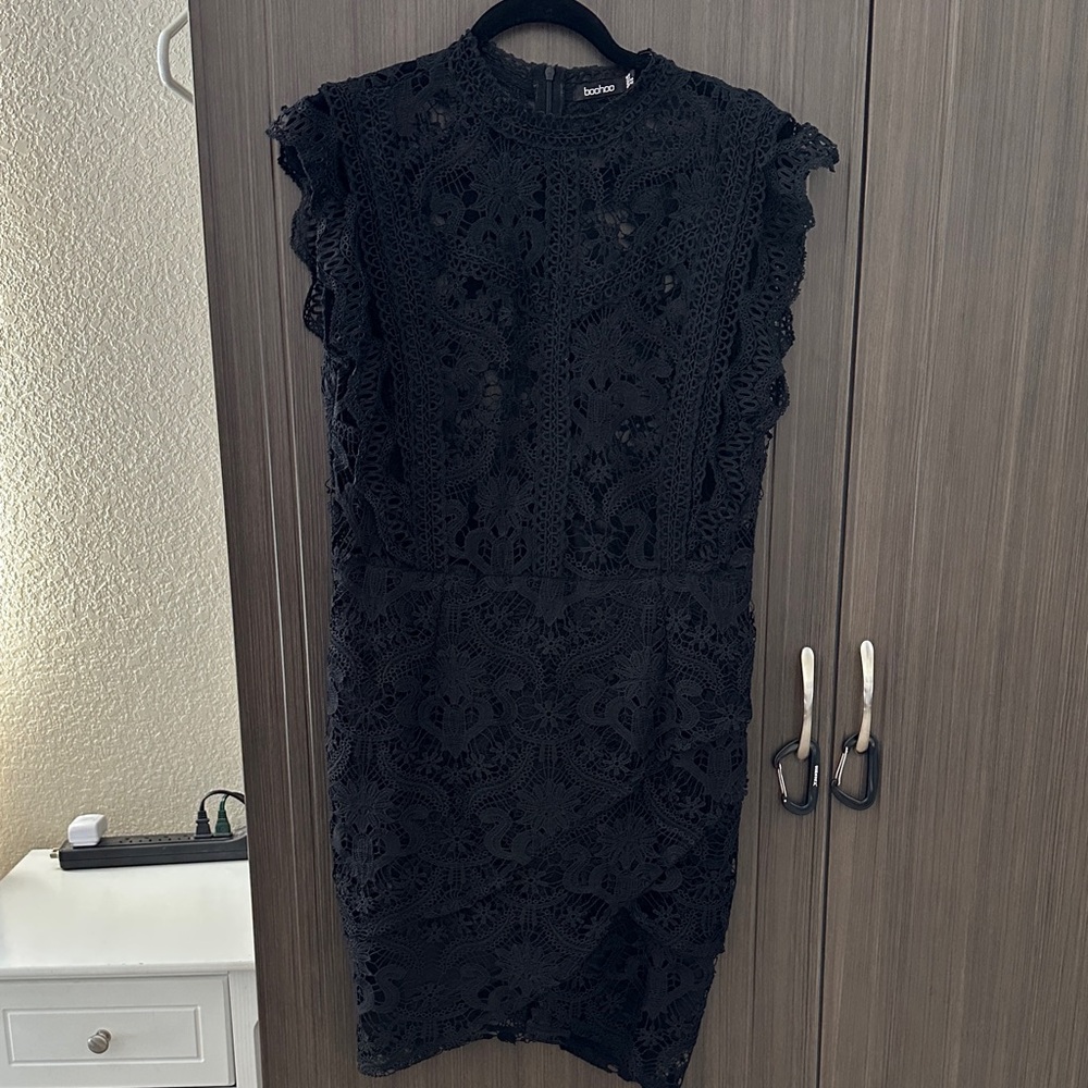 Boohoo Black‎ Lace Midi Dress